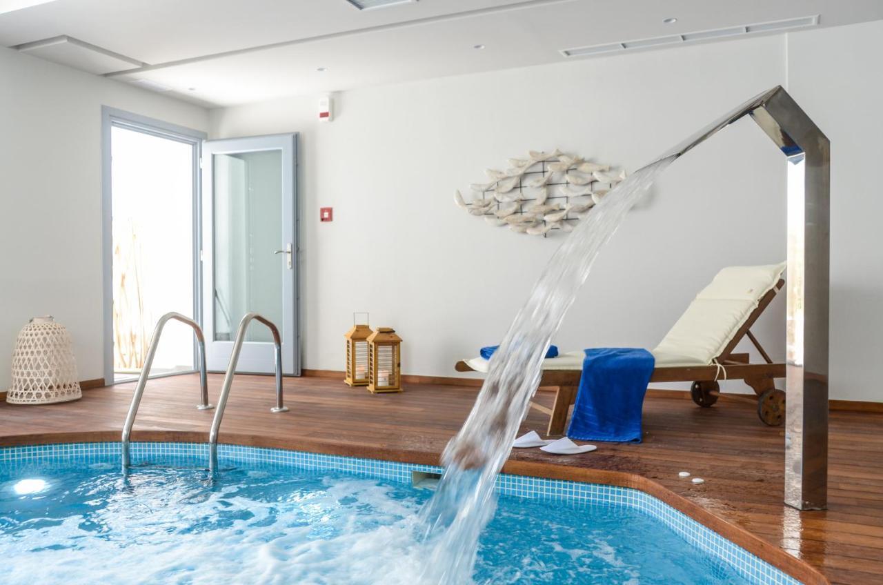 Grotta Hotel 2*